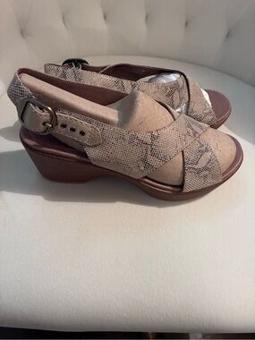 Dansko Wedge Sandal Slingback in Taupe Snake Print